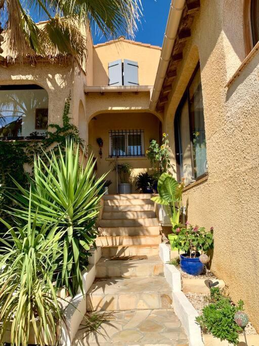 Charmante Villa Avec Une Ame. Pignan Exteriör bild