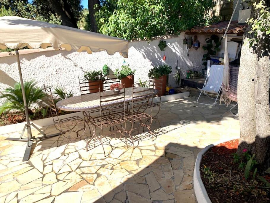 Charmante Villa Avec Une Ame. Pignan Exteriör bild