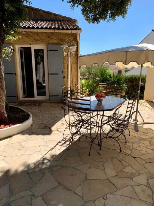 Charmante Villa Avec Une Ame. Pignan Exteriör bild